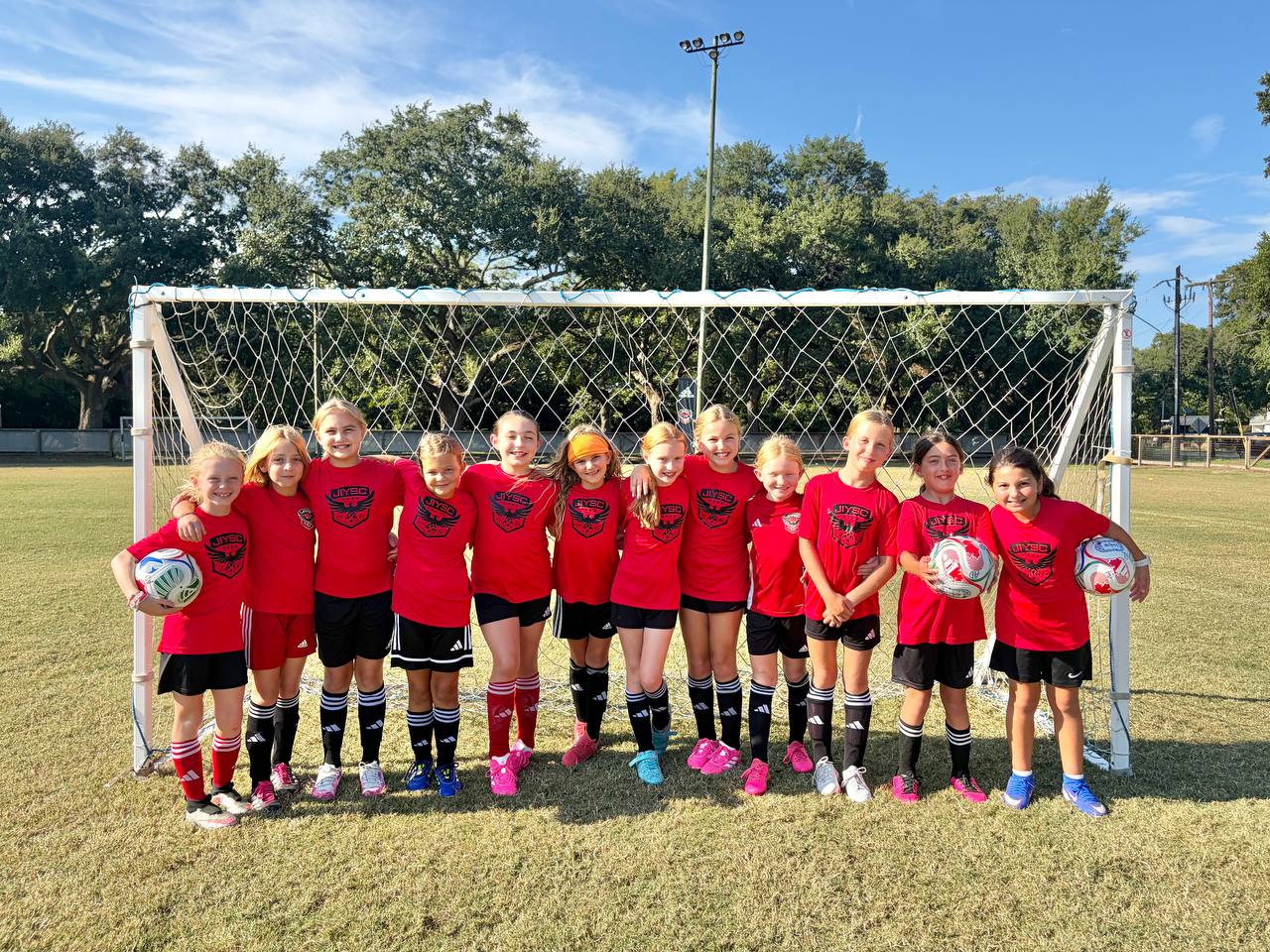 The JIYSC U10 Girls Red team